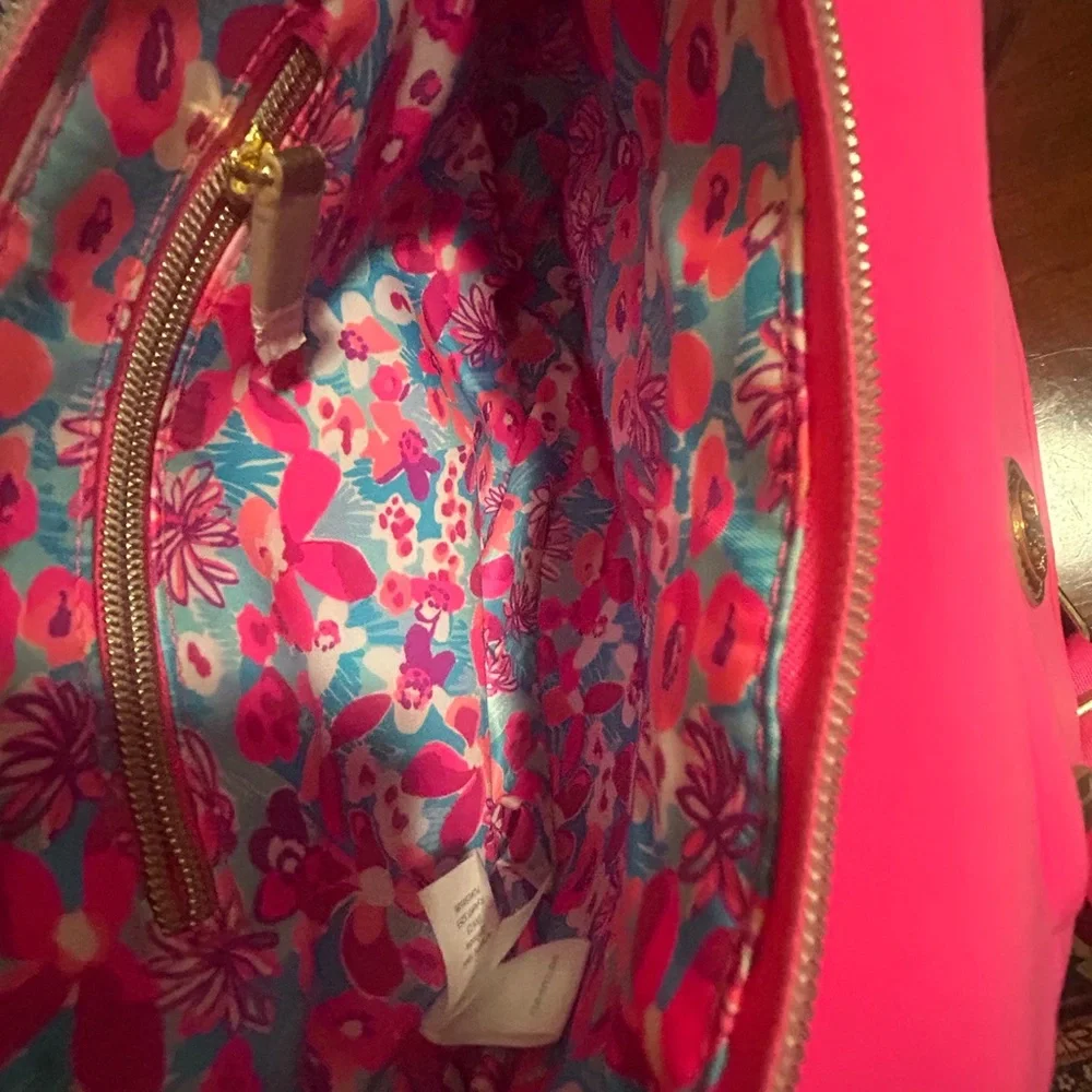 Lilly Pulitzer neoprene, Barbie pink Crossbody Giovanna bag purse 10.5 x 8“flaws - Picture 10 of 16